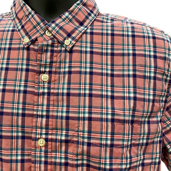 GAP NWT Half sleeves Check Shirt Large Tall - Picture 3 of 3